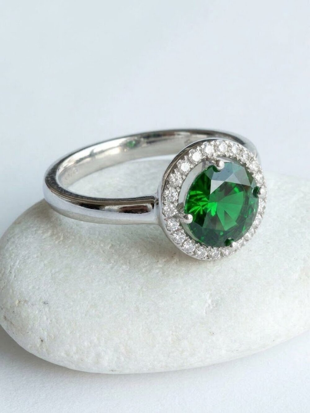 Lab Created Emerald CZ Halo Ring size 8